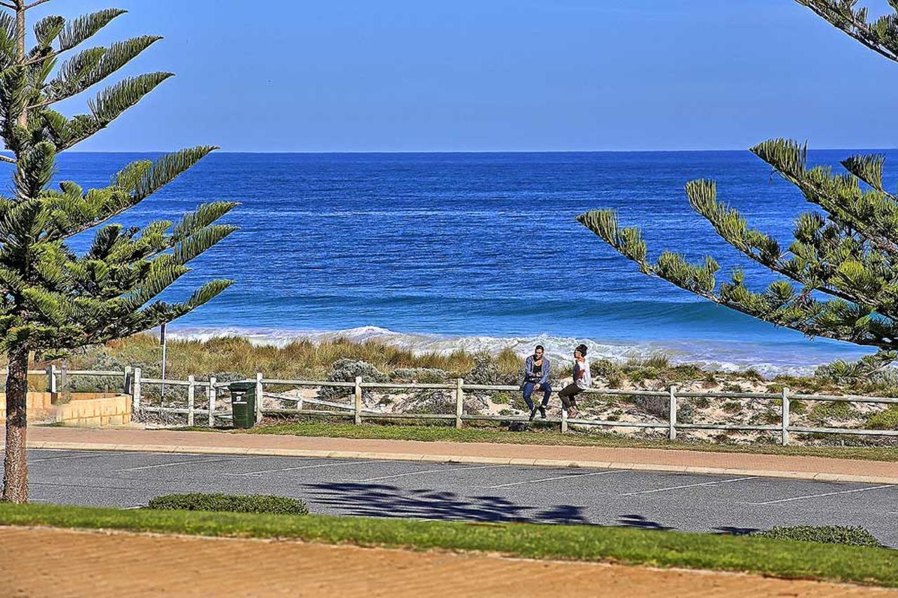 Beachfront @ Scarbs Perth Exterior foto